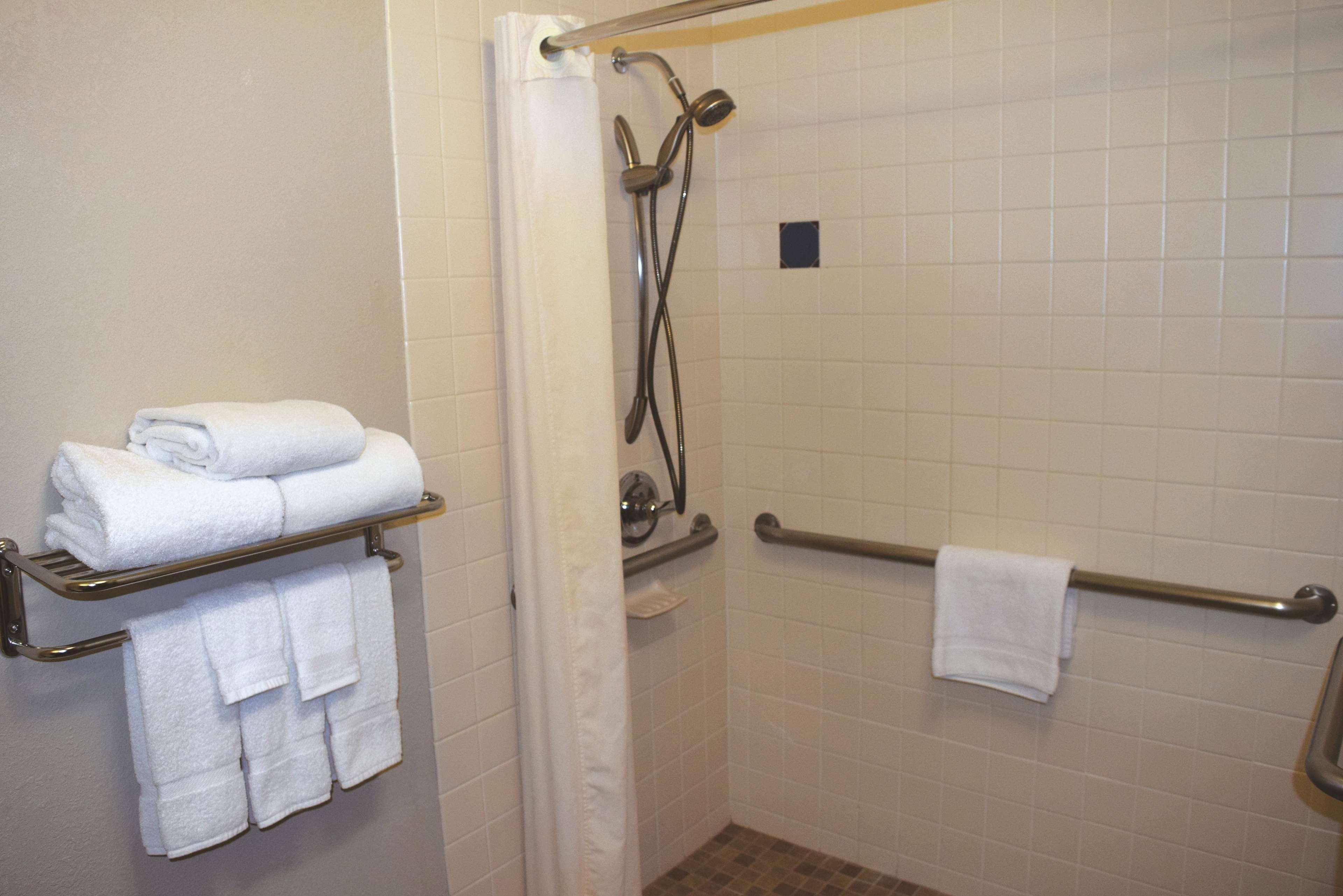 La Quinta Inn By Wyndham Binghamton - Johnson City Ngoại thất bức ảnh